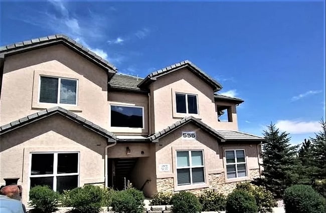 2 Bedroom Condo Minutes to Ft. Carson - 2 Bedroom Condo Minutes to Ft. Carson