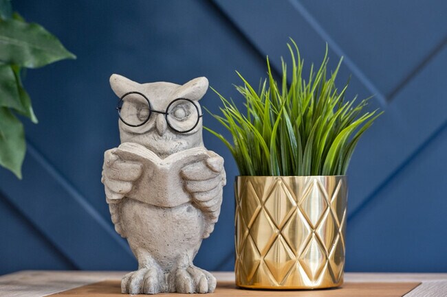 Photo - 7916-7936 36 Ave NW Unit ID1303231P