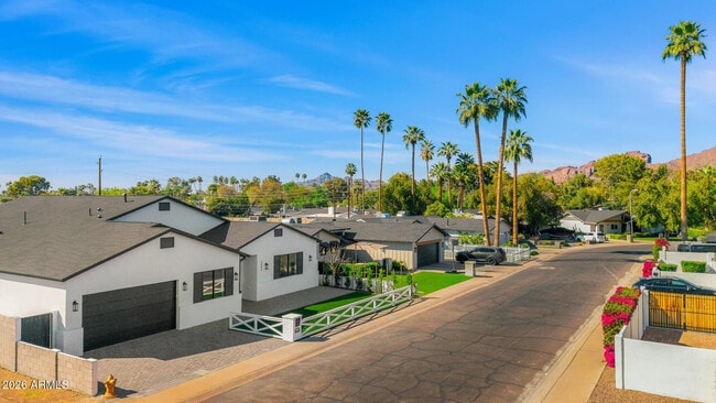 Photo - 3002 N 53rd Pl