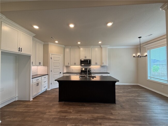 Photo - 5809 SW Macasin Ave