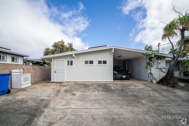 Building Photo - Studio in Kailua, Avail Now, Schedule an A... Rental