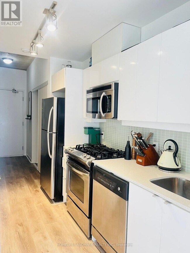 Photo - 127 Queen St E Unit 309