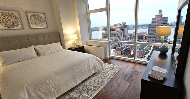 Photo - 508-507 W 28th St Unidad ID1461700P