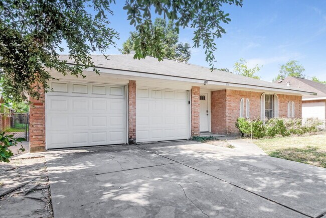 Photo - 5014 Hasie Dr