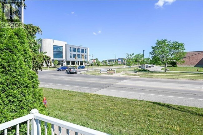 Photo - 296 Winterberry Dr