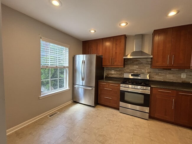 Photo - 4666 Louise St Claire Dr