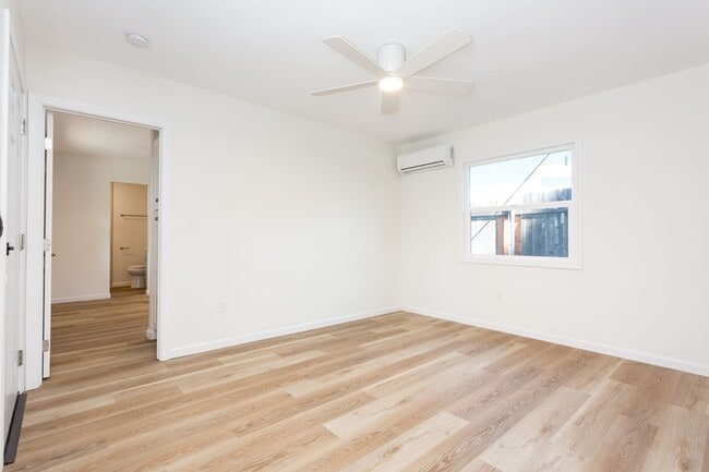 7621 Normal Ave Unit 7621