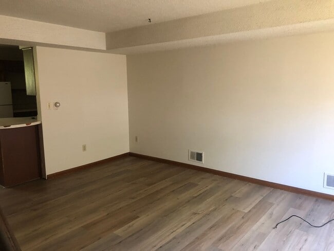 Photo - 1305-1305 Tracy Ln Unit 1303 Tracy