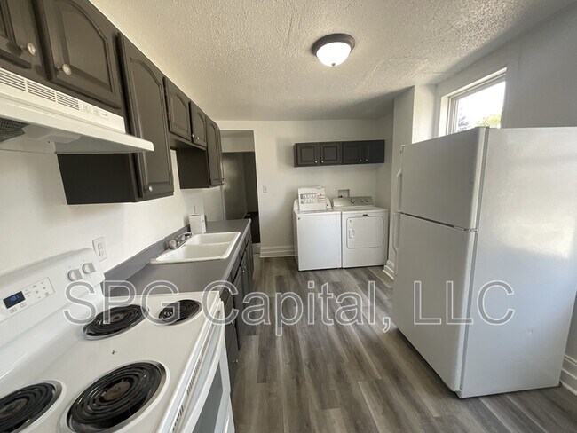 Photo - 613 W Mason Ave House