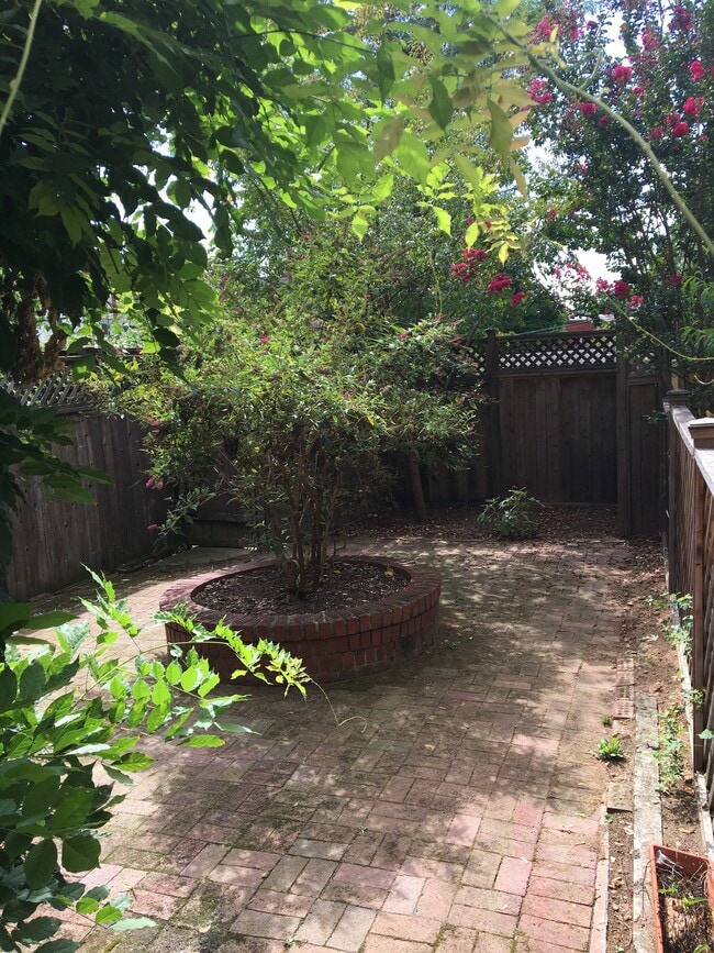 3110 18th St NW Unidad 2