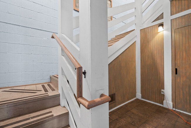 Photo - 7922 Shore Dr Unit APT #200