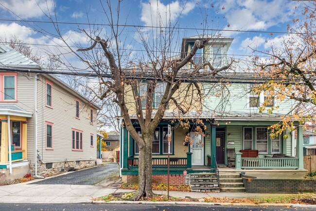 Photo - 429 S Pitt St