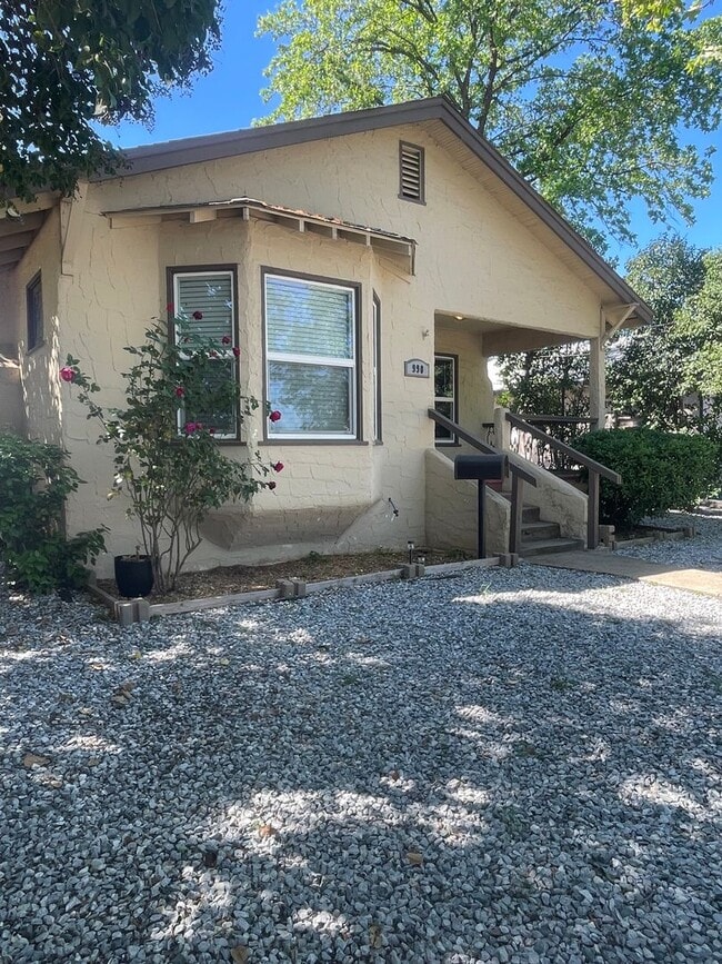 Photo - CHARMING 2 BED 1 BATH VICTORIAN HOME