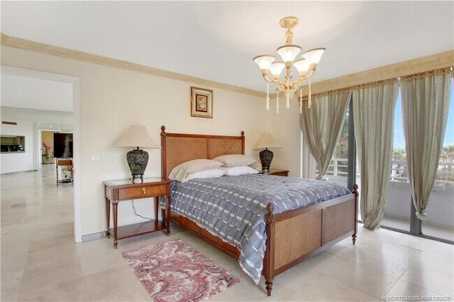 Photo - 9950 S Ocean Dr Unit 301