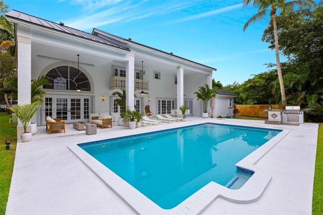 Photo - 14850 Old Cutler Rd