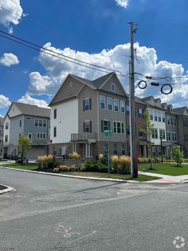 Building Photo - 33 Braeburn Ct Rental