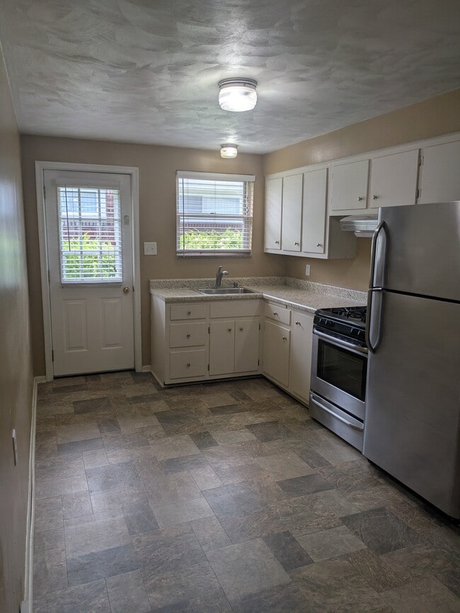 Photo - 3002 Mintwood Dr