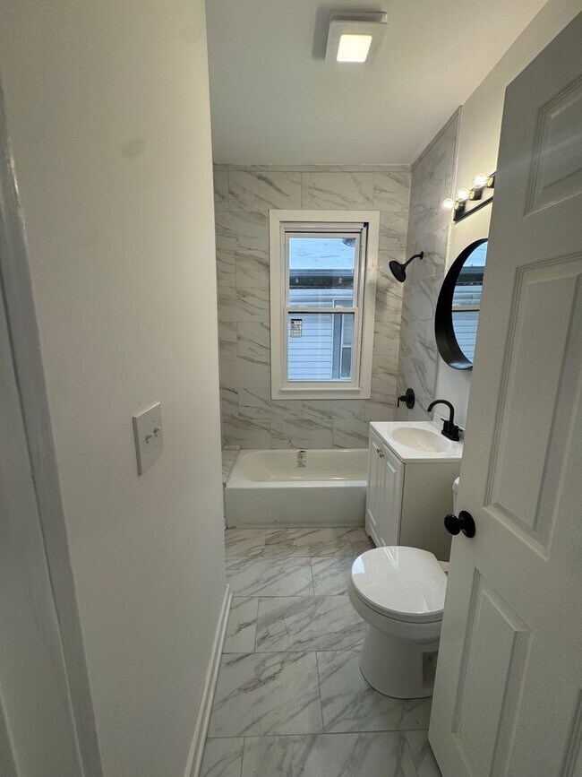 Photo - 3457 N 2nd St Unit Upper