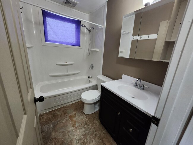 Photo - 9 Green Valley Dr Unit 104