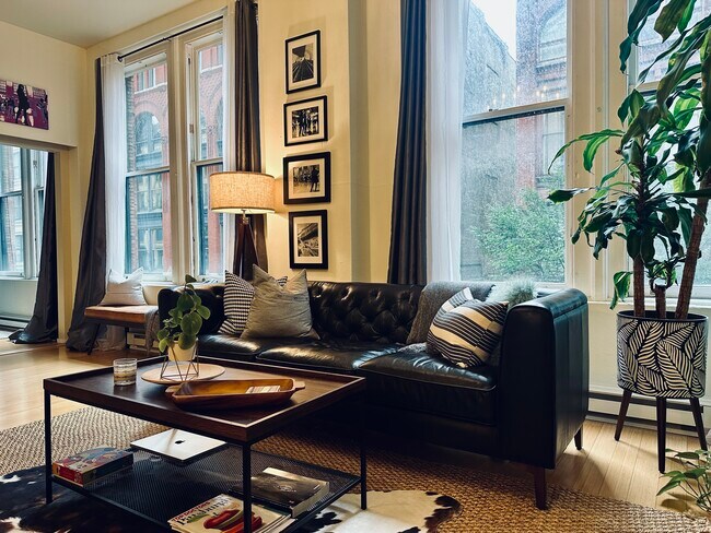 930 Penn Ave