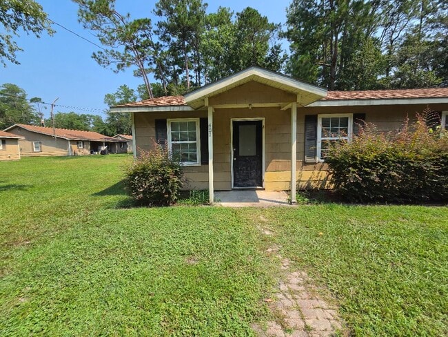 Photo - 401 E Lawnwood Ave