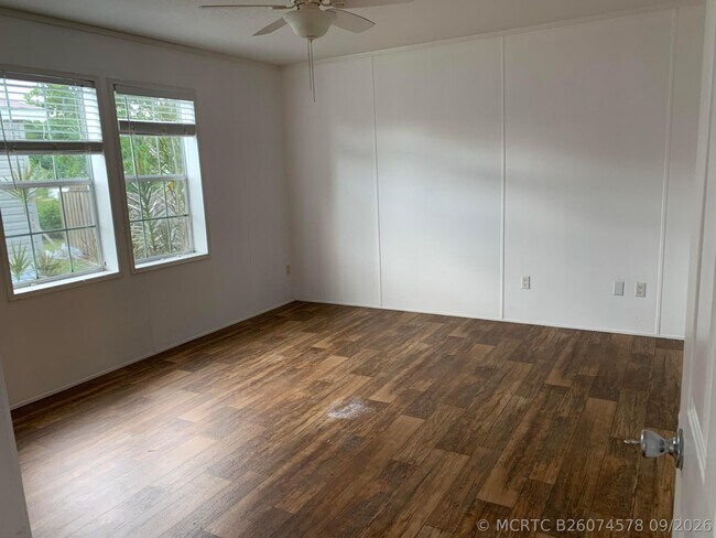 Photo - 11846 N Branch Rd