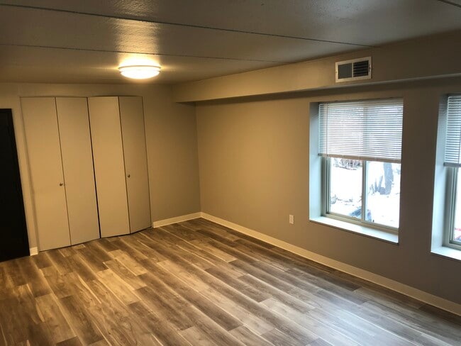 Photo - Fox Chapel Arms