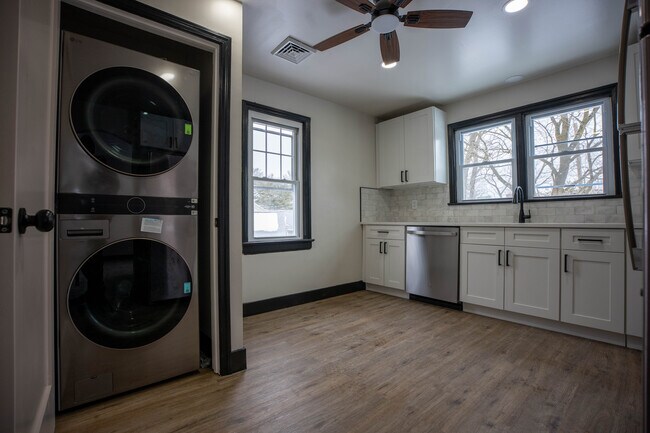 Washer - 111 E Garwood Ave Unit B