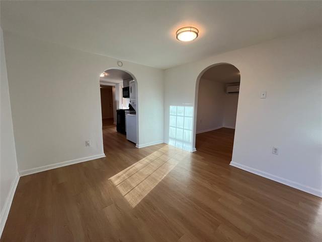 Photo - 5536 Goodman Ave