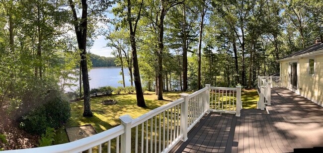 Photo - 70 Beach St