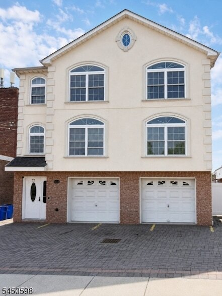 77 Cedar St Unit 3