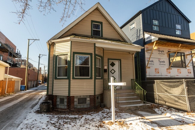 Photo - 2814 N Maplewood Ave