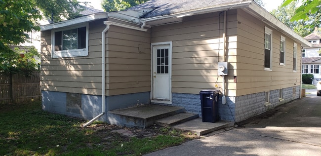 Photo - Spacious 2 Bedroom Southside Holland