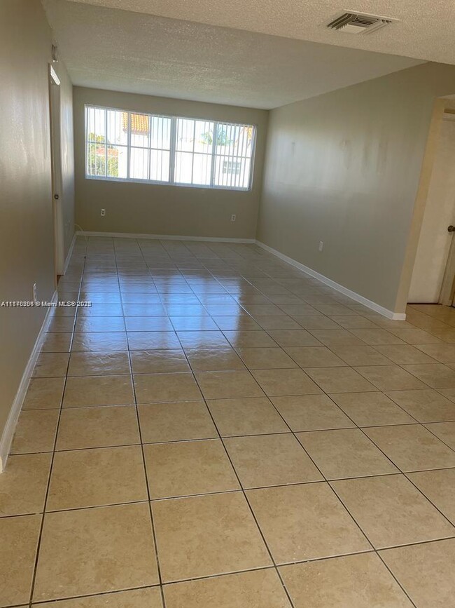 Photo - 6065 NW 186th St Unit 304