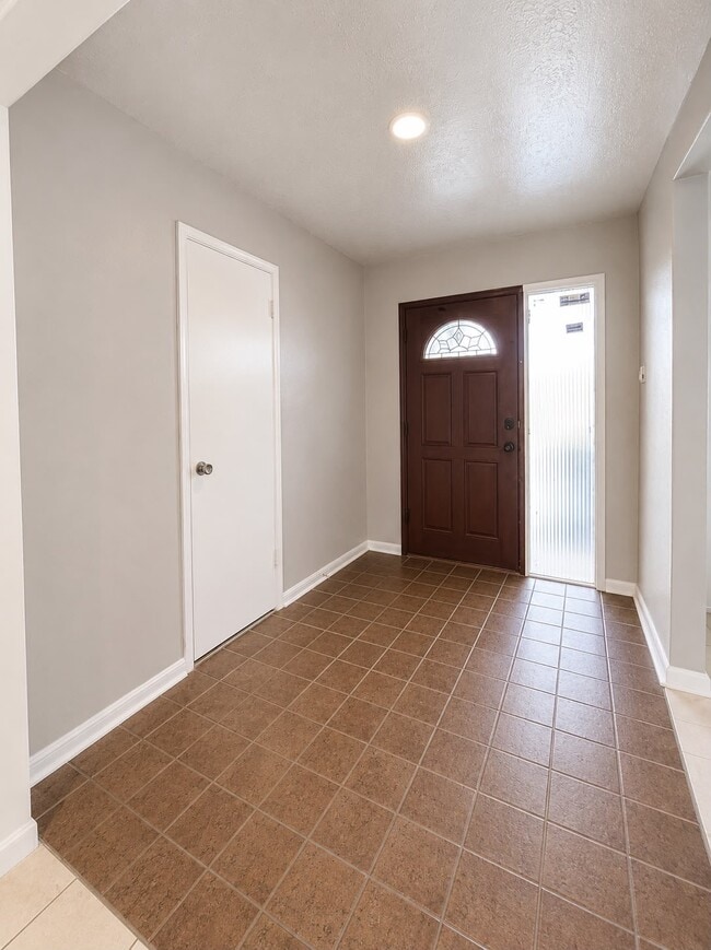 Photo - 10603 Silkwood Dr