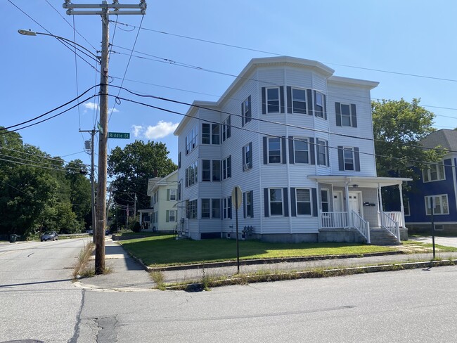 Photo - 6 Riddle St Apartments Unit Decker