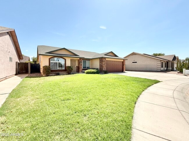 Photo - 2321 E Remington Pl