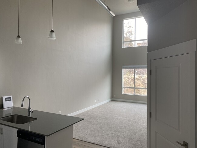Photo - 5072 N University Ave Condo