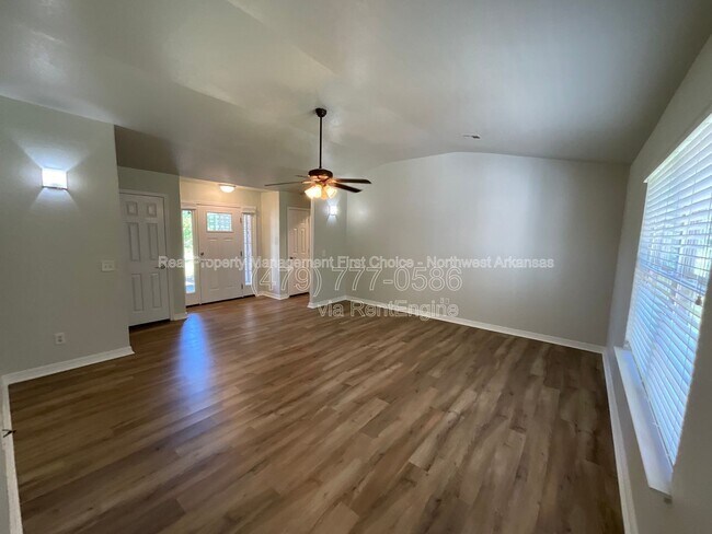 Photo - 1 Lathrop Ln
