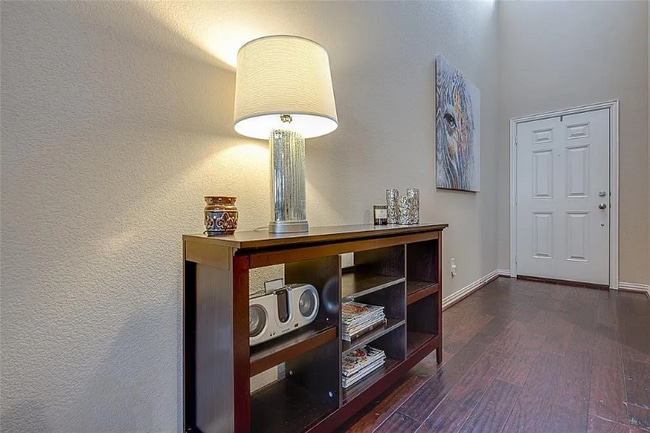 Photo - 6616 Rutherford Rd