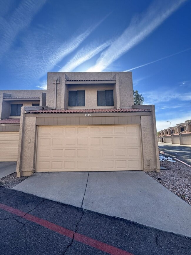 Photo - ***MOVE IN SPECIAL*** 2 STORY TOWNHOME WITH ATTACHED GARAGE WATER INCL