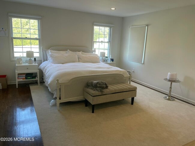 Photo - 60 Larchwood Ave