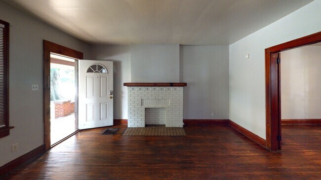 Photo - 383-385 E. 13th Avenue Unit 383