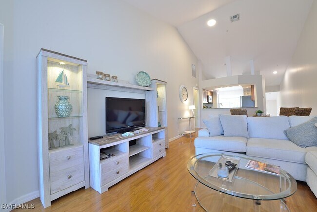 Photo - 13050 Amberley Ct Unidad 708