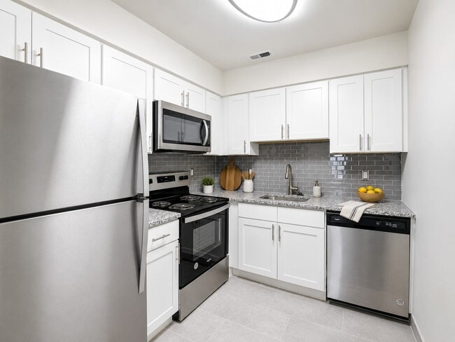 Building Photo - Tory Estates Apartment Homes