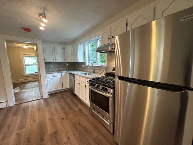 Photo - 134 Albion St Unit #2