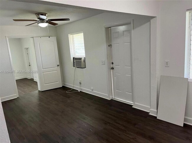 Photo - 6028 SW 27th St