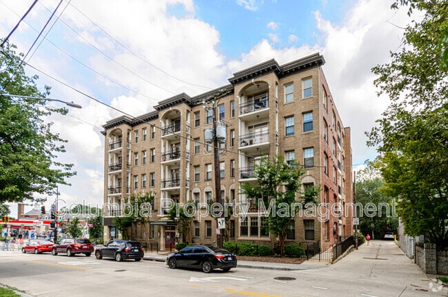 Building Photo - 2902 Porter St NW Unit Apt 23