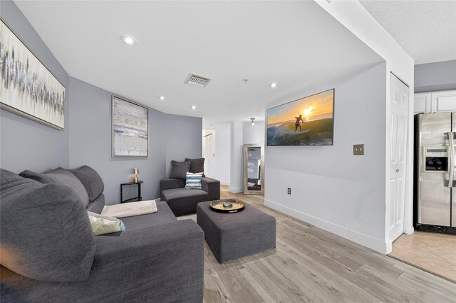520 SE 5 Ave Unit 2404