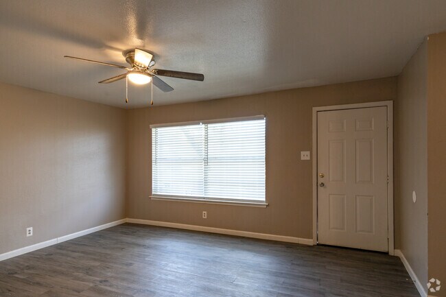 Photo - The Crossings at 31st Street